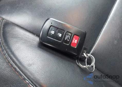 2018 Toyota Highlander Xle from USA, damaged, VIN 5TDKZRFH6JS262619